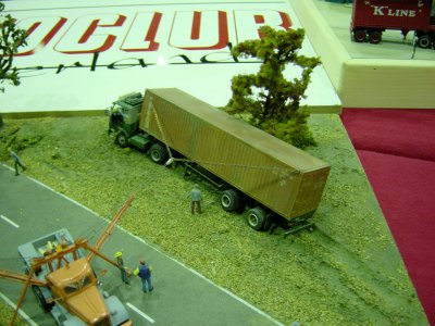 Diorama 17.jpg