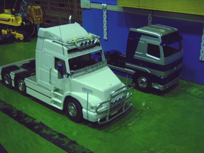 Volvo en Van Bentum.jpg